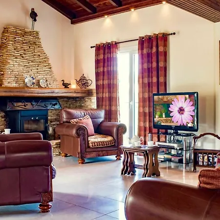 Di Giovanni By Posarellivillas Villa