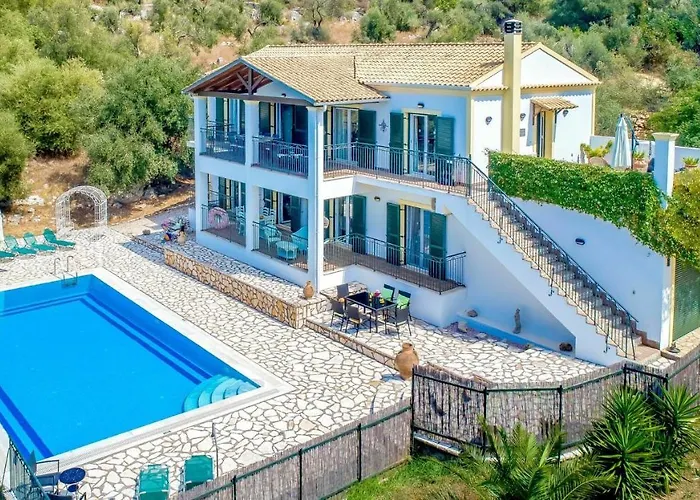 Di Giovanni By Posarellivillas * Peritheia