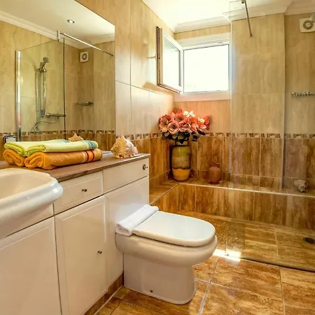 Di Giovanni By Posarellivillas *