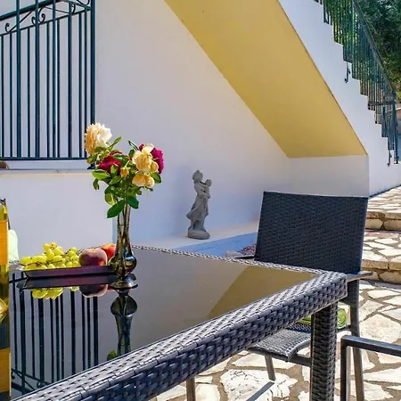 Di Giovanni By Posarellivillas Villa *