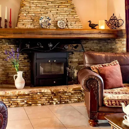 Di Giovanni By Posarellivillas * Peritheia