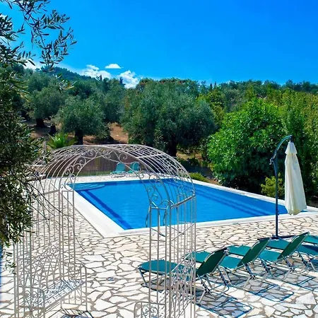Villa Di Giovanni In Corfu By Posarellivillas וילה *